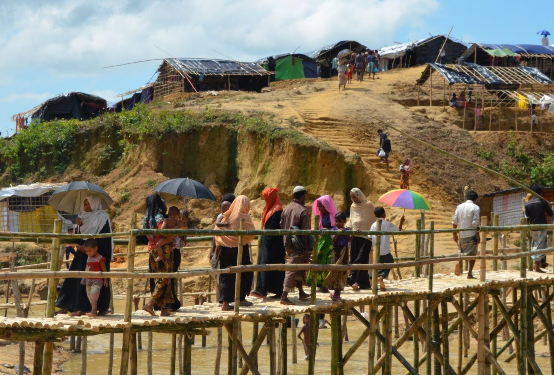 Rohingya-flyktingläger-Adra-Bangladesh-2017-scaled.jpg