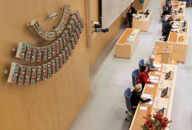 pressbild-voteringstavla-statsministeromrostning-dec2018-melker-dahlstrand-sveriges-riksdag-scaled-aspect-ratio-1920-1300